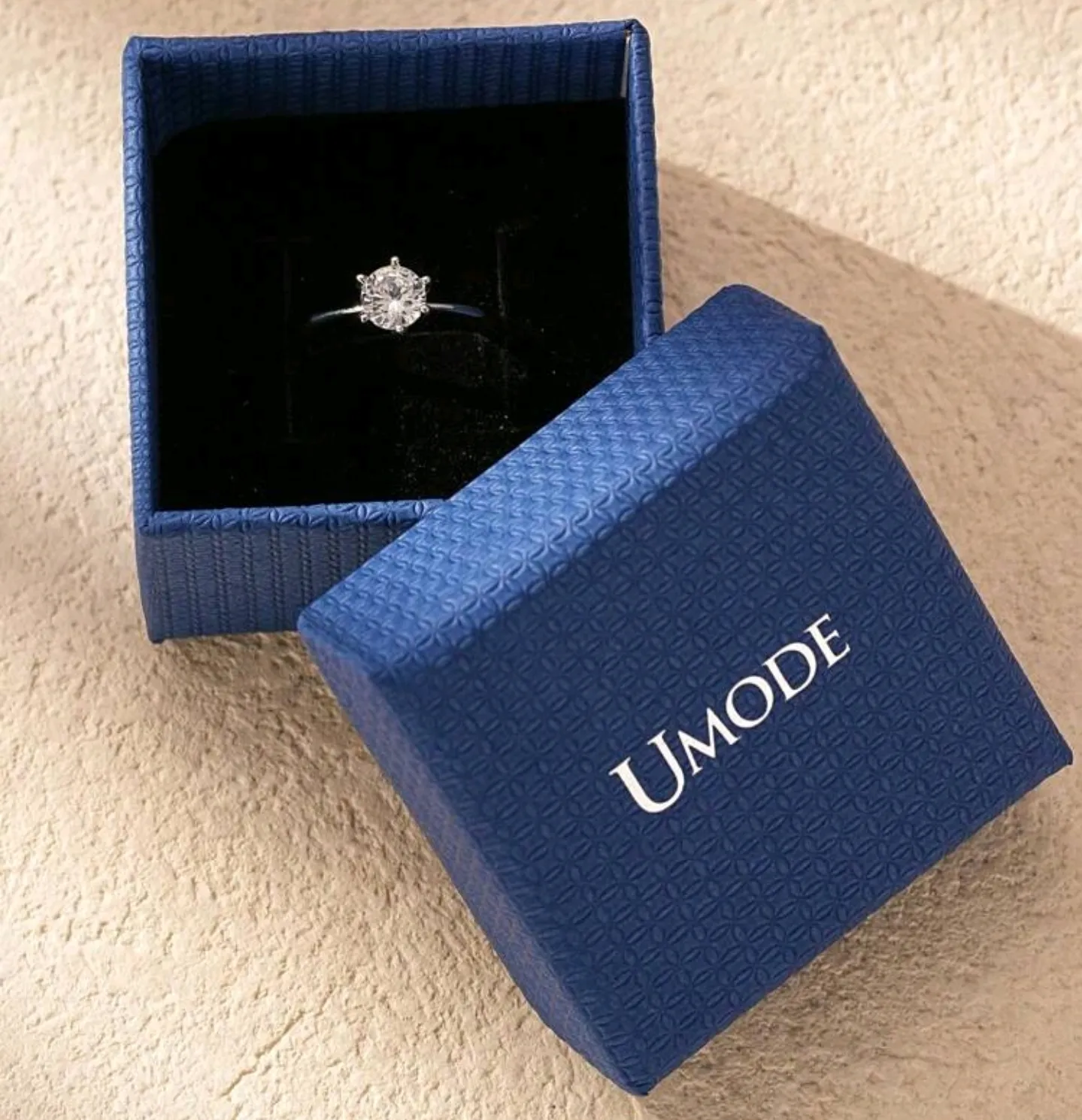 Adjustable Ring With Box
